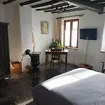 Joli Avec Jardin Et Carrière