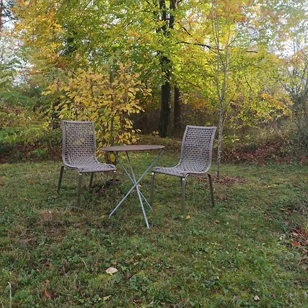 Joli Avec Jardin Et Carriere Apartment Grandrieu