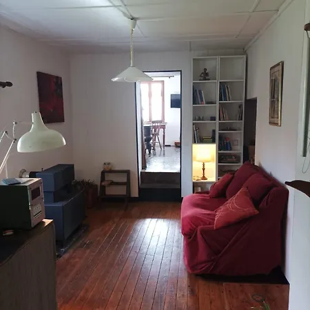 Joli Avec Jardin Et Carriere *