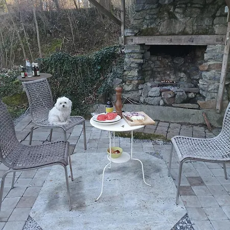 Joli Avec Jardin Et Carrière *