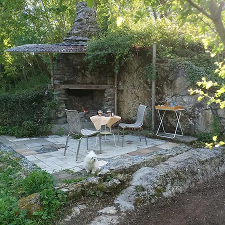 Appartement Joli Avec Jardin Et Carrière *