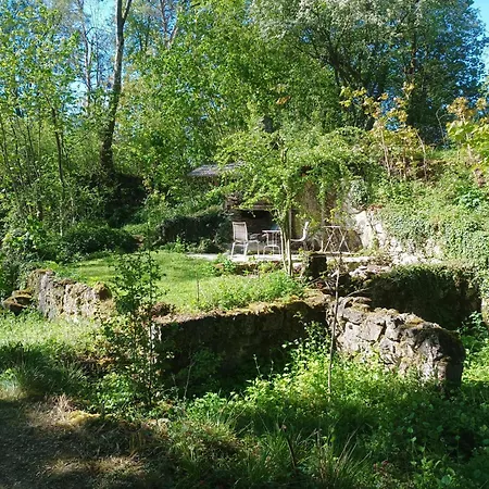 Joli Avec Jardin Et Carrière *
