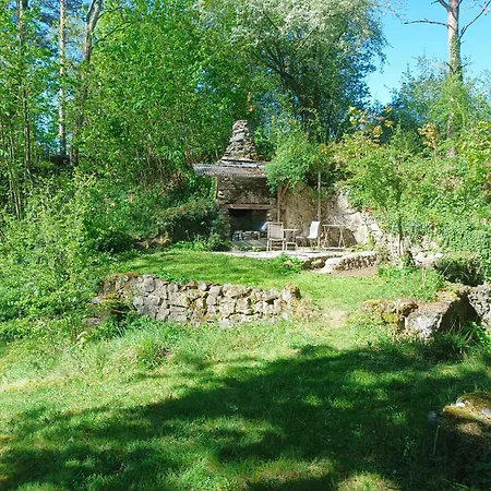 Joli Avec Jardin Et Carrière Appartement *