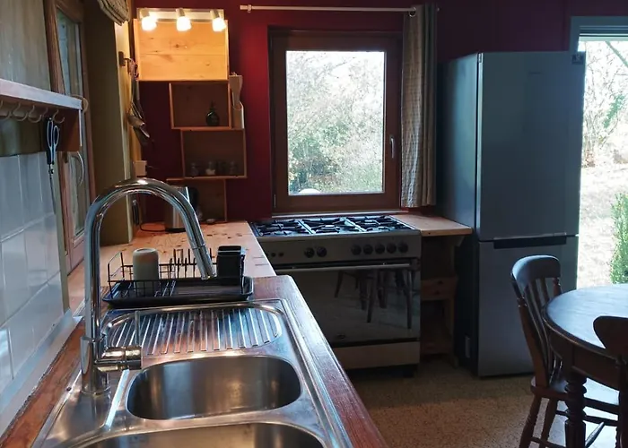 Joli Avec Jardin Et Carriere Apartment