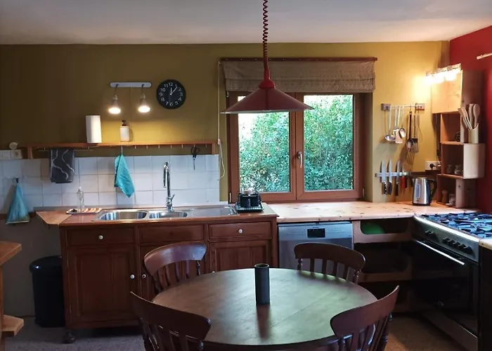 Apartment Joli Avec Jardin Et Carriere *